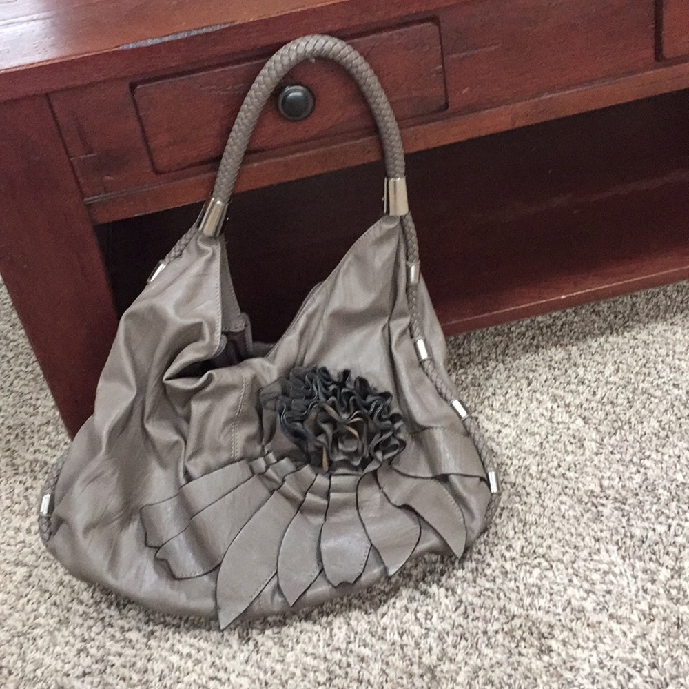 Tan/gray flower purse